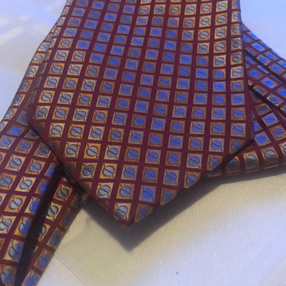 Tie - Picture 5 of 5